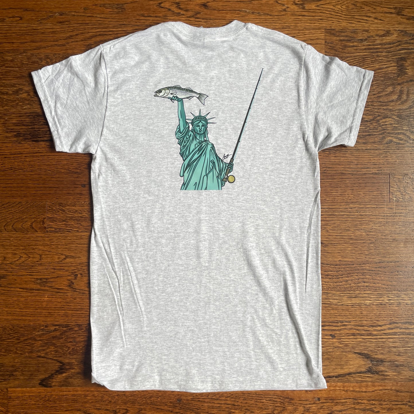 Small Gildan Tee Lady Liberty Design