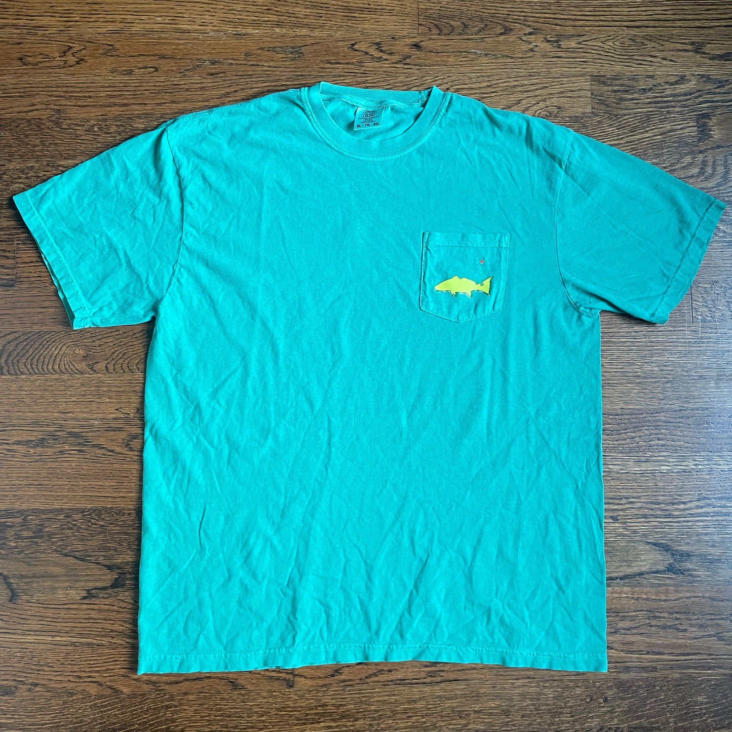 XL Comfort Color Pocket tee Masters Redfish Design